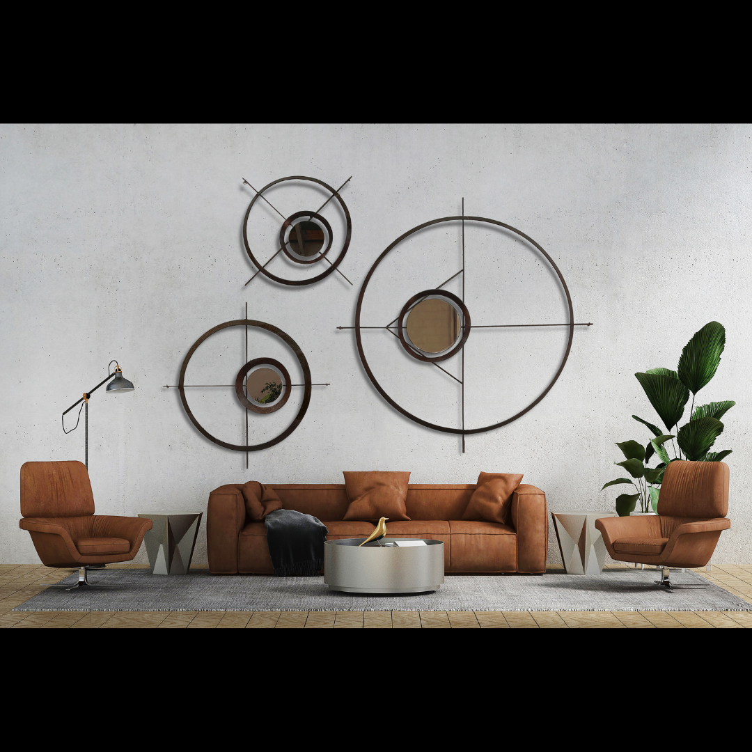 Espejos de pared redondos de hierro en salón contemporáneo