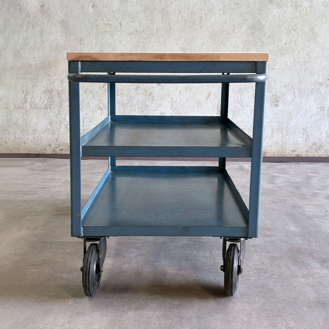 Carro industrial vintage con encimera de arce macizo y ruedas originales