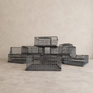 Conjunto de cestas metálicas industriales